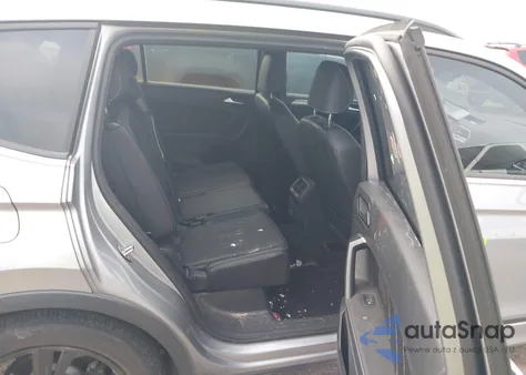 2023 Volkswagen Tiguan 2.0T Se R-Line Black z USA, uszkodzony, nr VIN 3VVCB7AX3PM058625